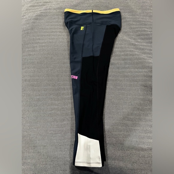 PE Nation Capri Leggings - Picture 5 of 11